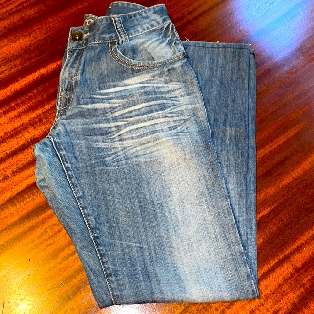 Guess Medium Wash Bootcut Denim size: 32x30